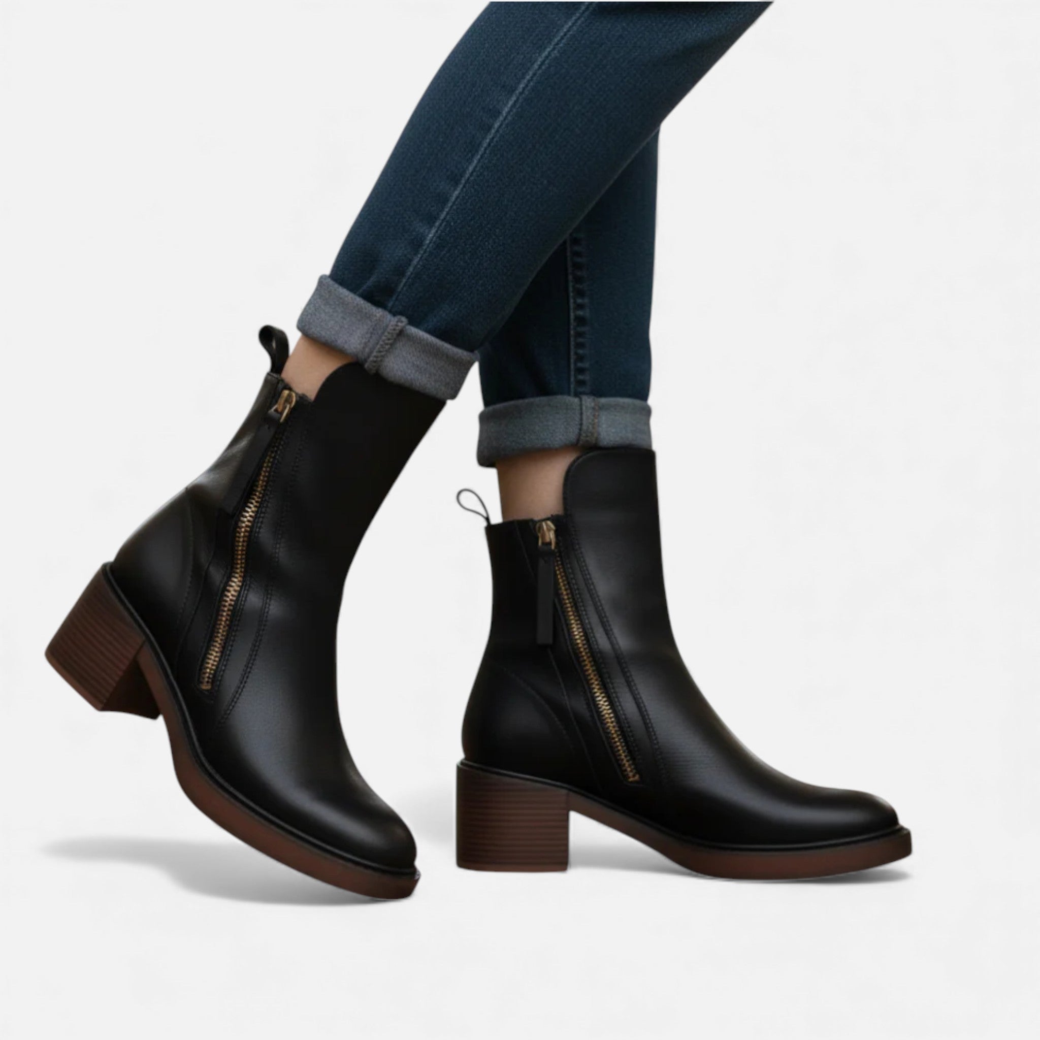 OldMoneyLook | Women’s Heritage Leather Heel Boot