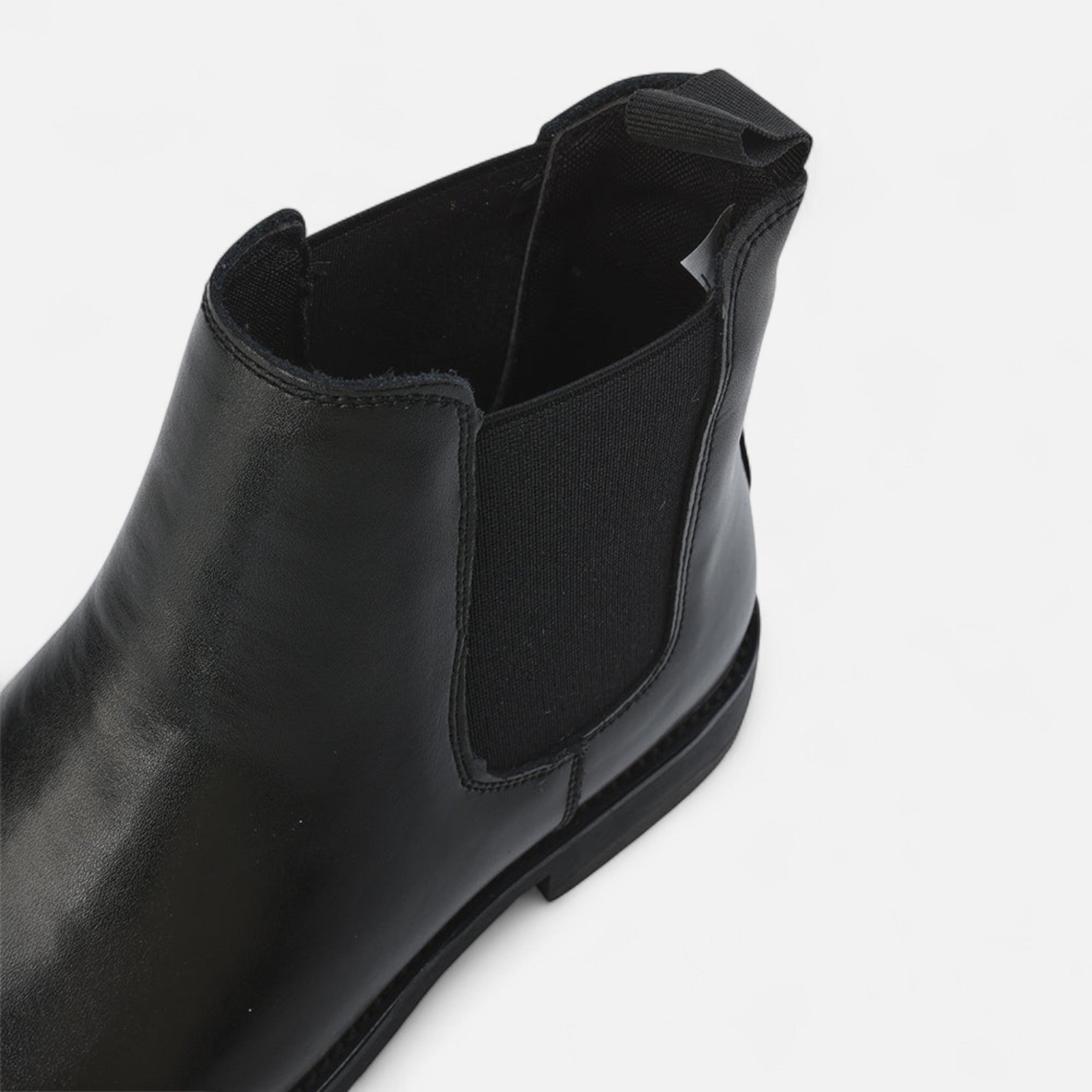 OldMoneyLook | Men’s Classic Chelsea Boots