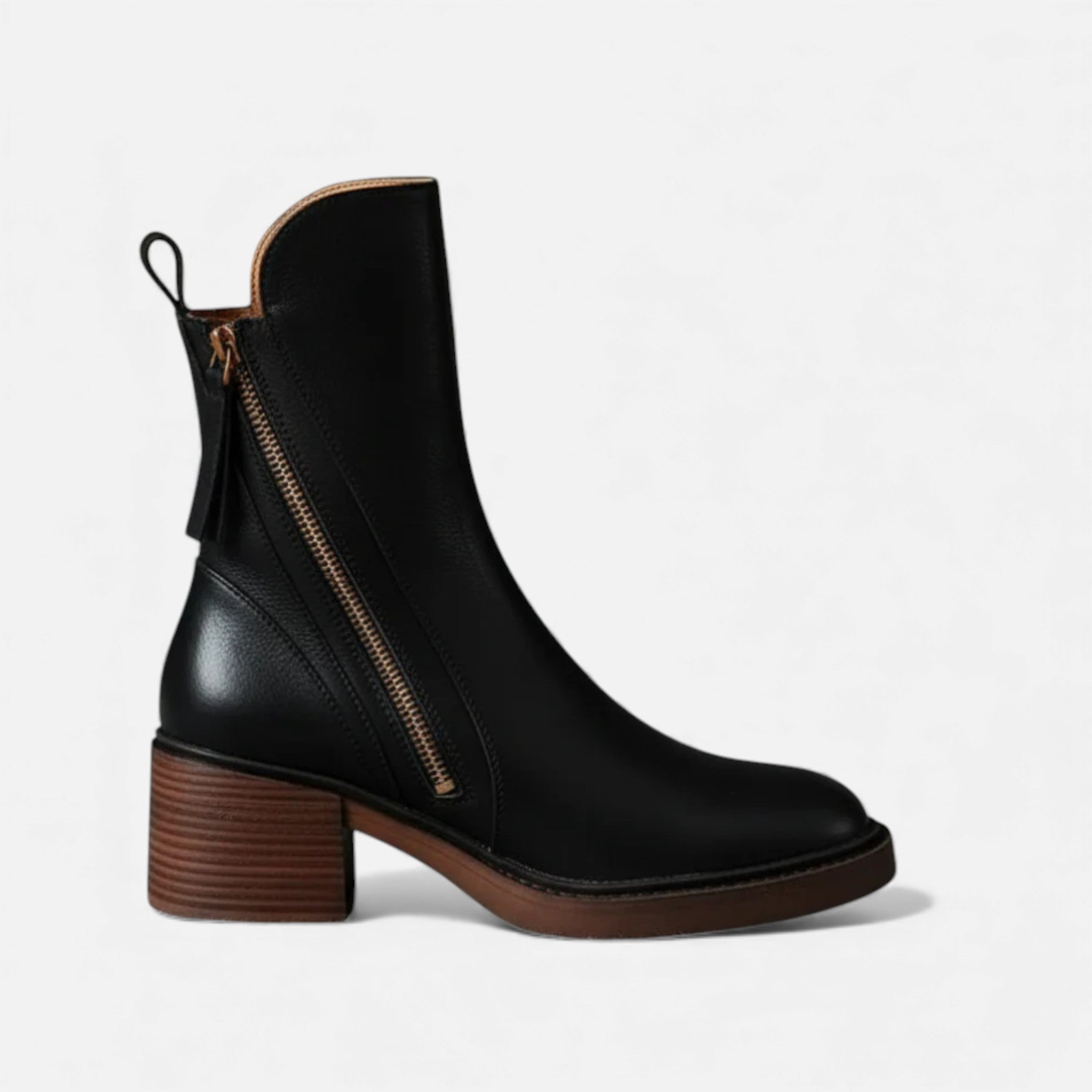 OldMoneyLook | Women’s Heritage Leather Heel Boot